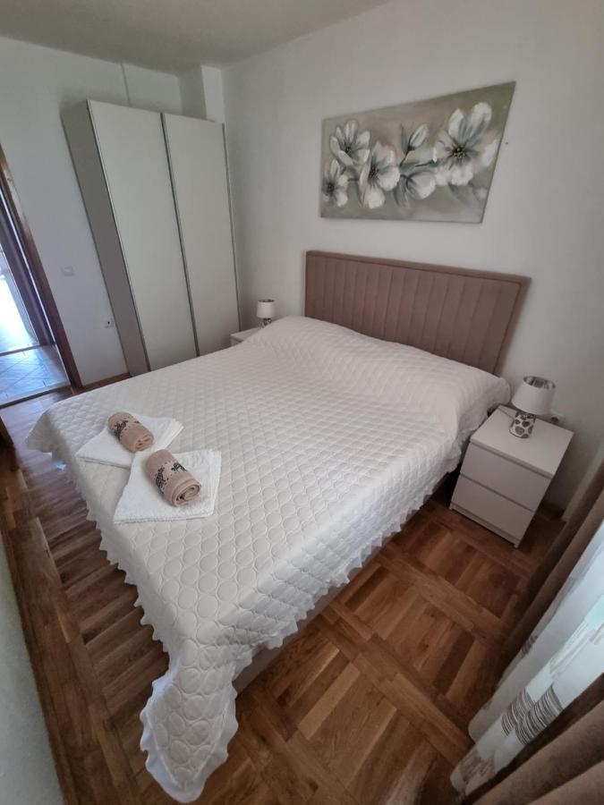 Apartments Ledic Krvavica Exterior photo